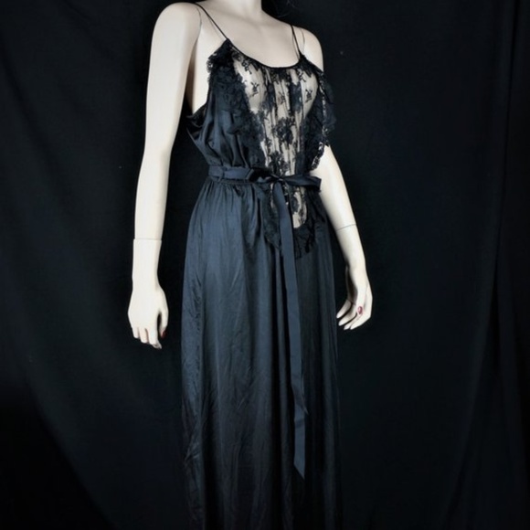 SOLD ON ETSY SHOP Vng Flair Full Sweep Nylon Nightgown - Picture 3 of 5